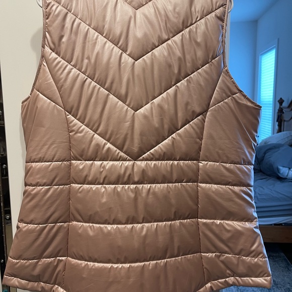 Pink Puffer Vest - Picture 2 of 5